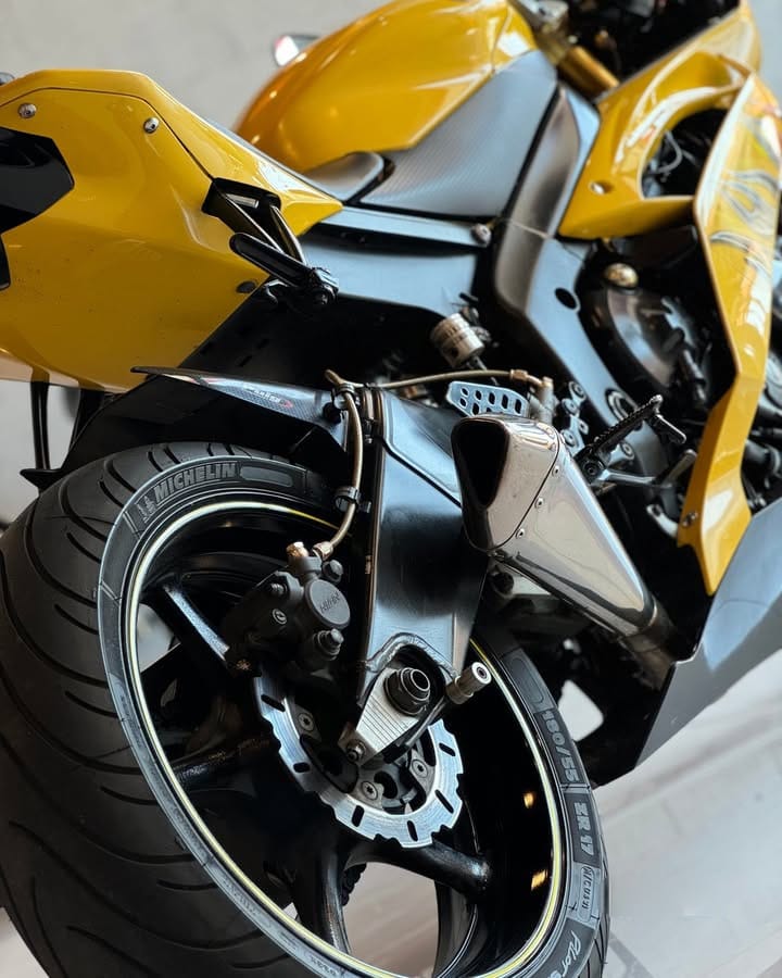 YAMAHA – R6 2008