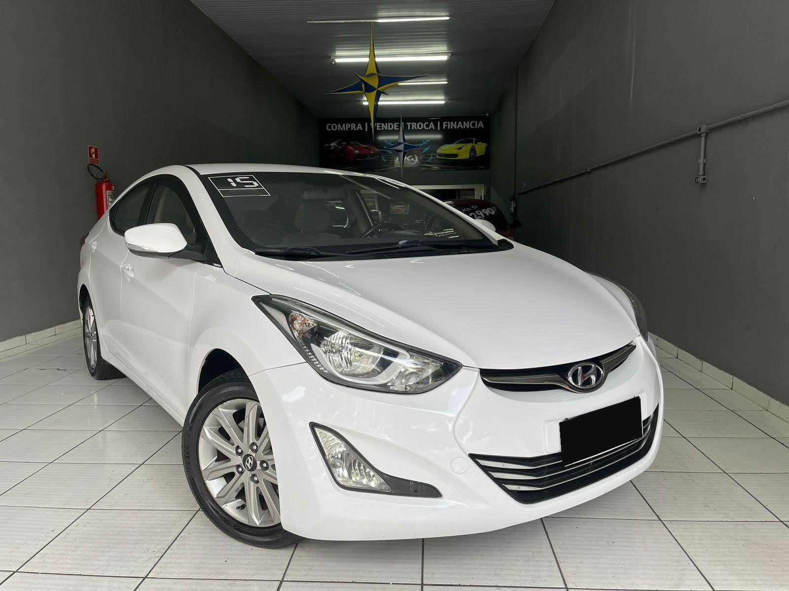 Hyundai Elantra gls 2.0 automático 2015