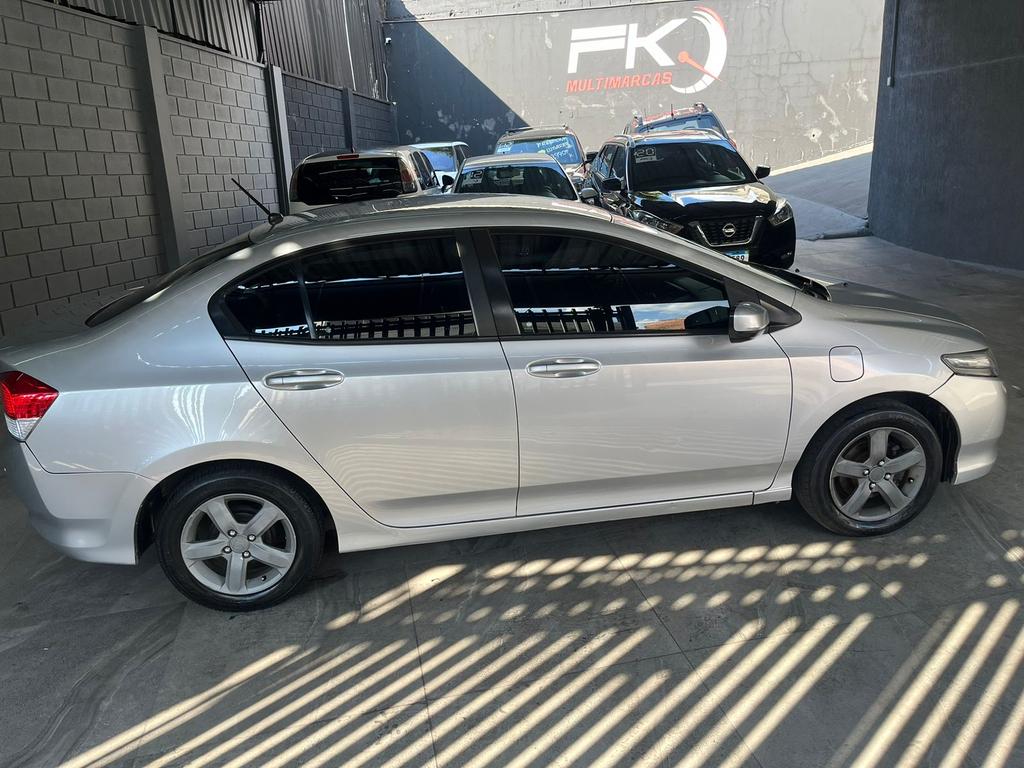 Honda City lx 1.5 2010