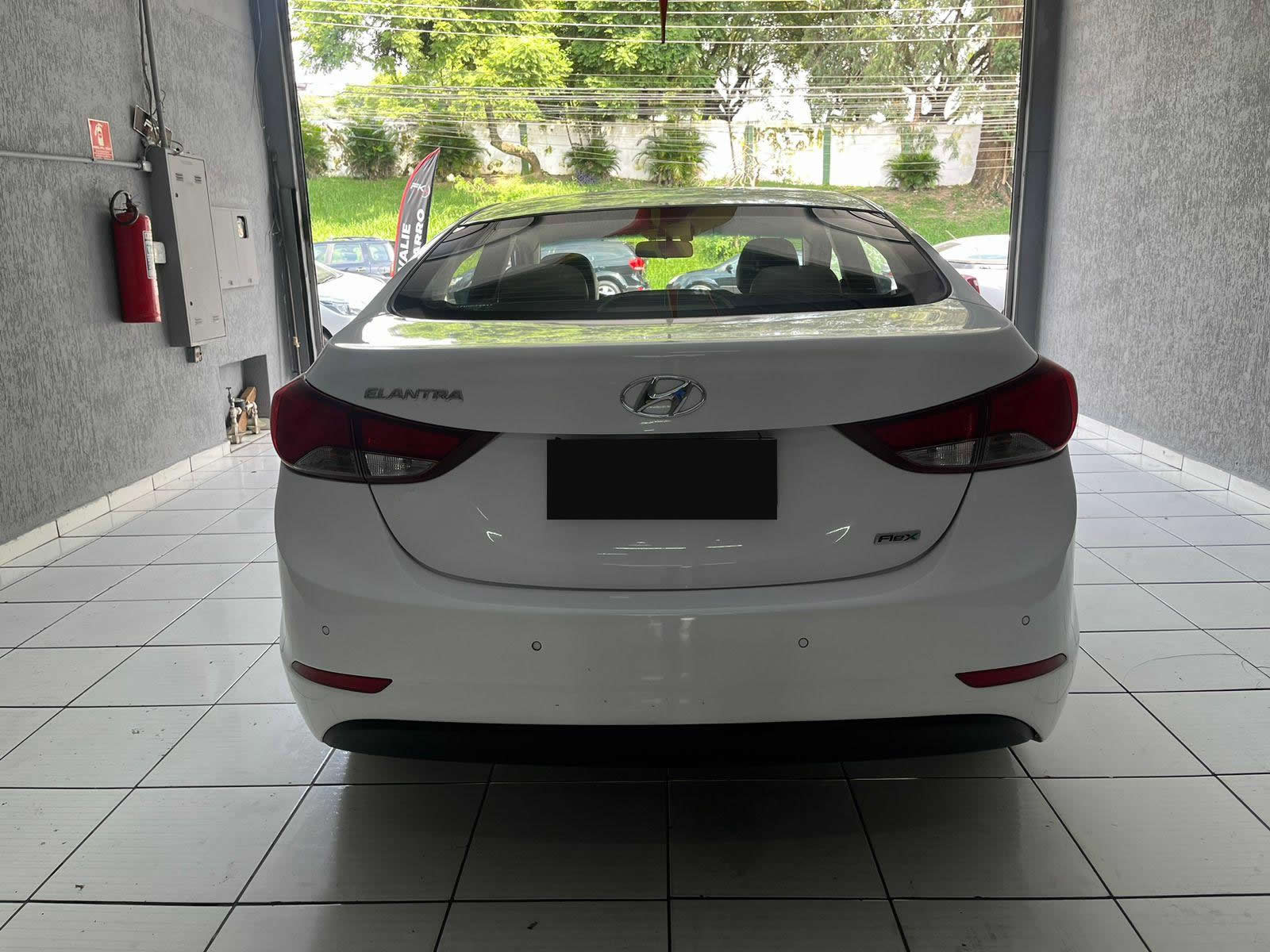 Hyundai Elantra gls 2.0 automático 2015