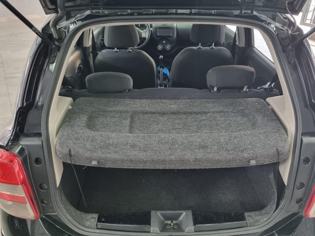 Nissan March s 1.0 flex 2013